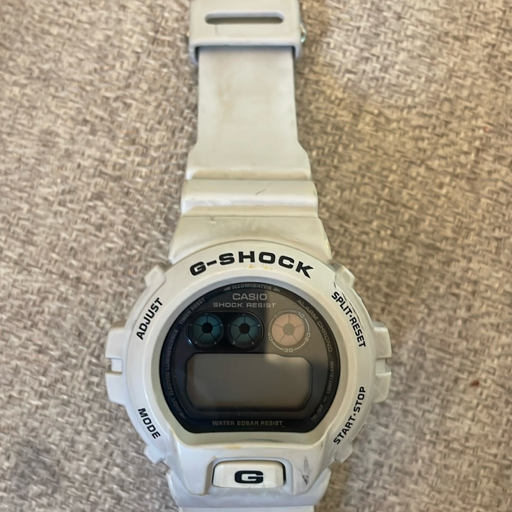 White G-Shock